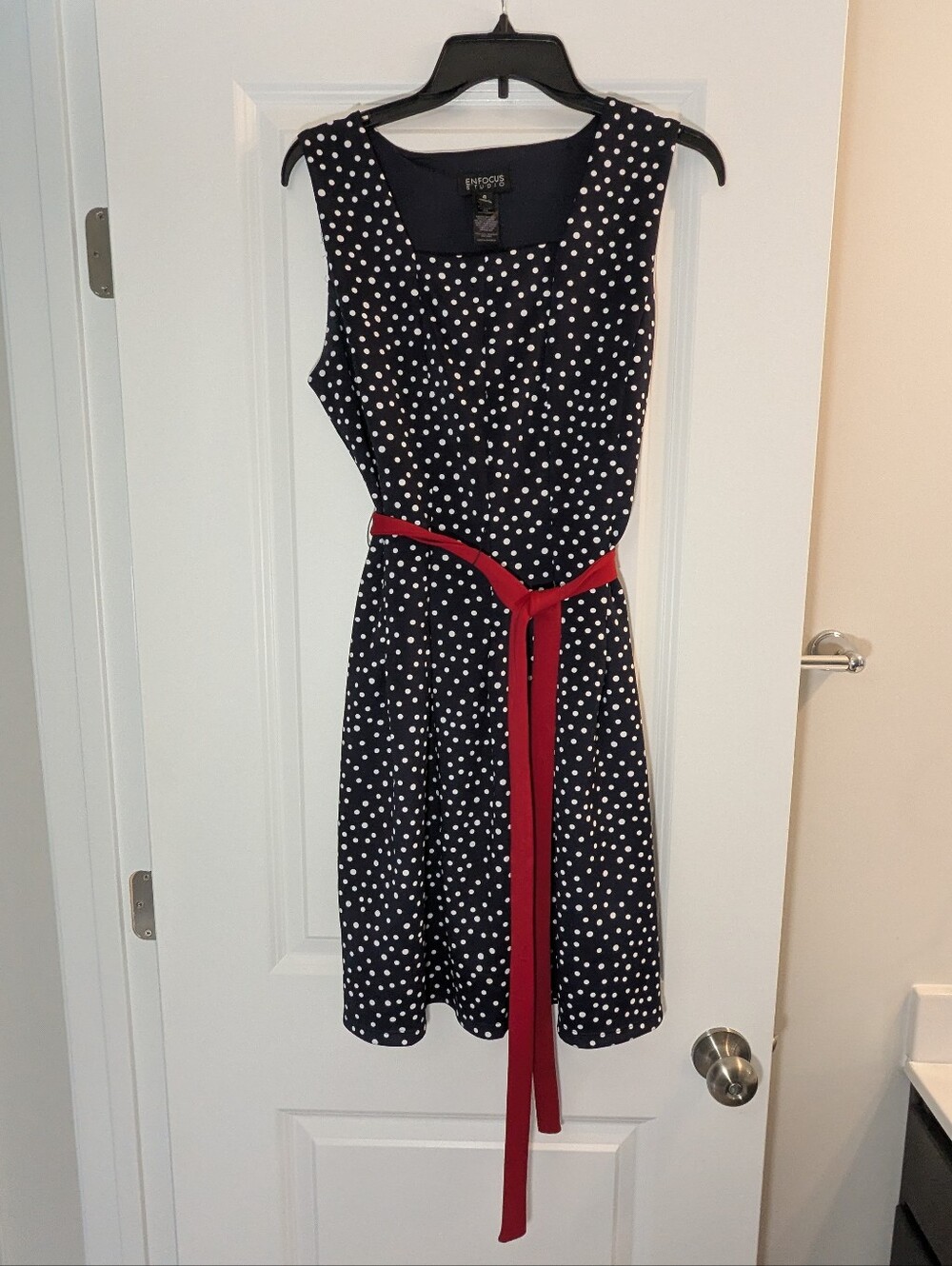 Enfocus Studio Sleeveless Black Fit & Flare Dress with Tie Belt, Size 6